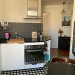 Appart 54M2 Quartier Jourdain 75020 Etage 5 Sans Ascenseur