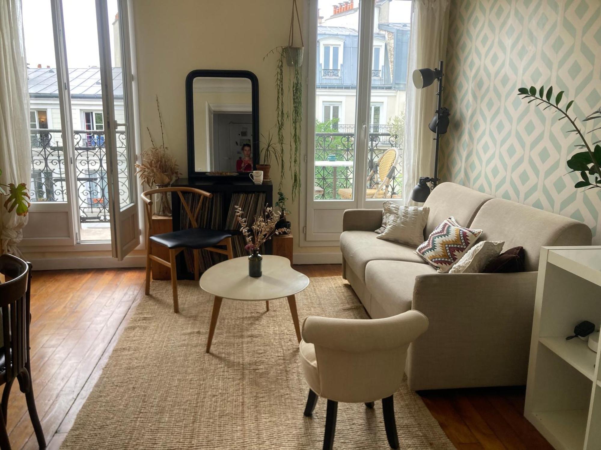 Apartment 54m2 Quartier Jourdain 75020 Etage 5 Sans Ascenseur